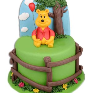 Winnie The Pooh Doğum Günü Pastası